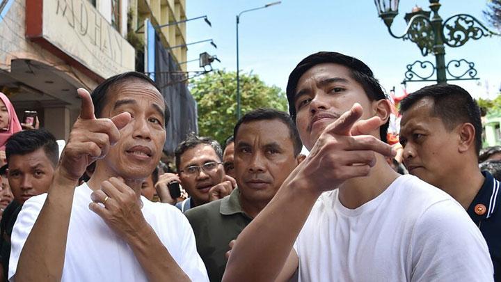 Jokowi Sebut Anaknya Cuma Jualan Pisang, Relawan Tetap Dukung Kaesang Maju di Pilkada 2024 Depok